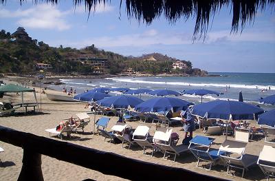 beach view from Don Pedro's restaurant in sayulita
