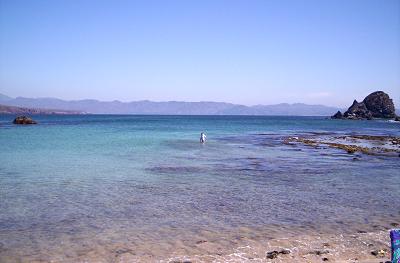 Playa Mora at Tenacatita Bay - diving paradise